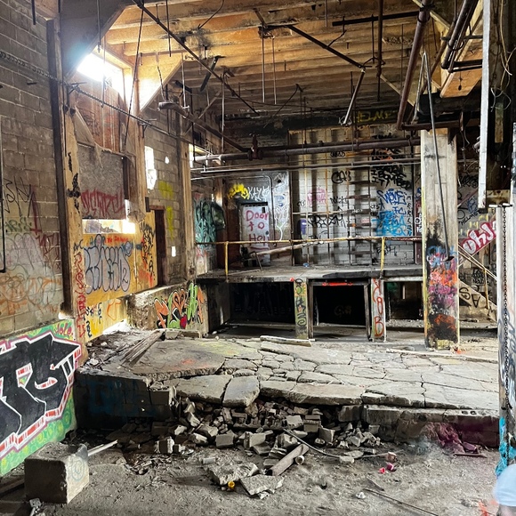 Meet your Posher, Cam - Picture 1 of 1